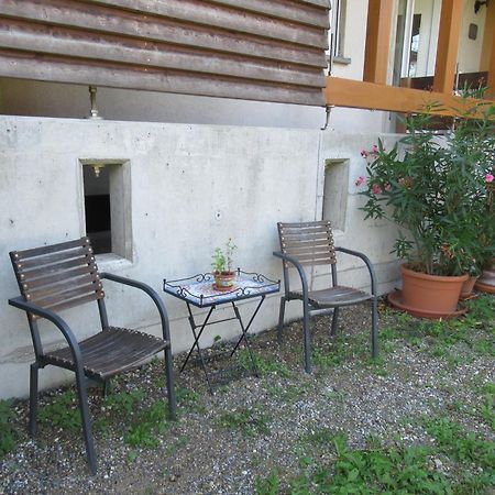 Ferienwohnung Im Gruenen Gottenheim Exterior foto